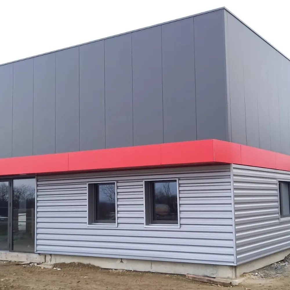 Constructeurs de maisons et promoteurs : menuiseries aluminium en série, posées dans les délais