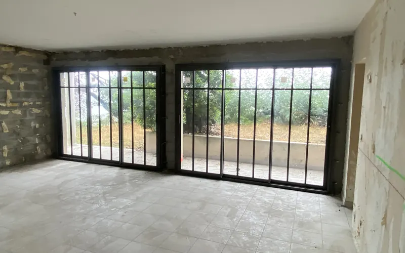Verrière intérieure style atelier en aluminium